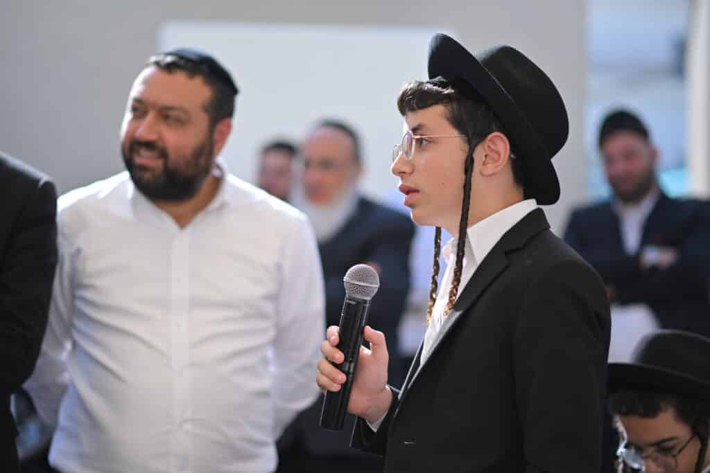 הגר"י זילברשטיין בביקור נדיר בת"ת 'חמדת התורה' בטבריה