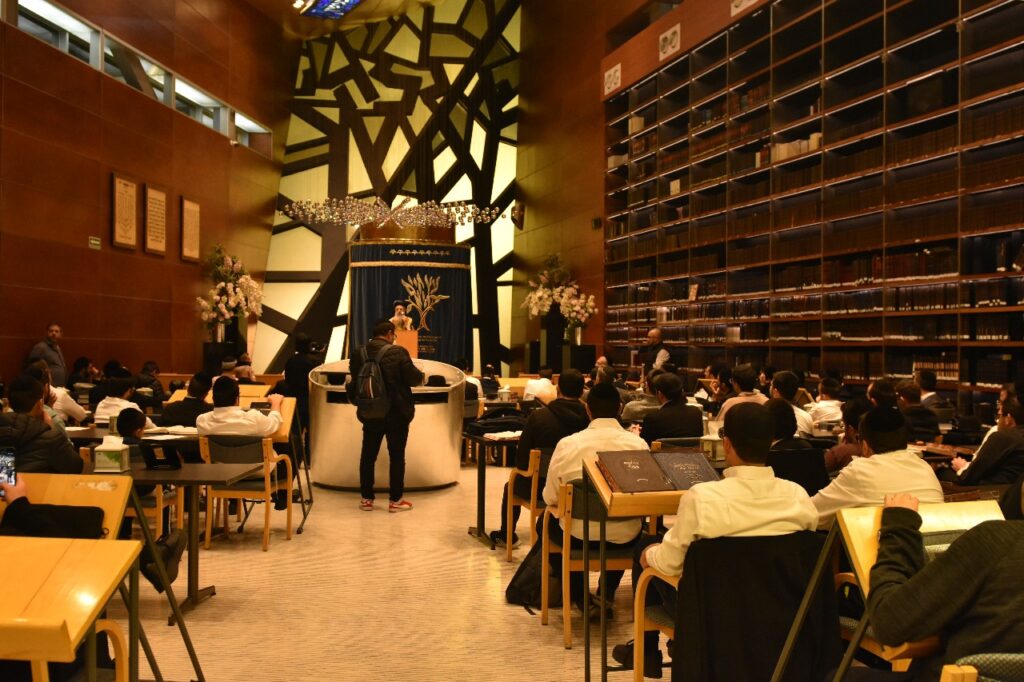 המסע ההיסטורי של הראש"ל הגר"ד יוסף לחיזוק הקהילות