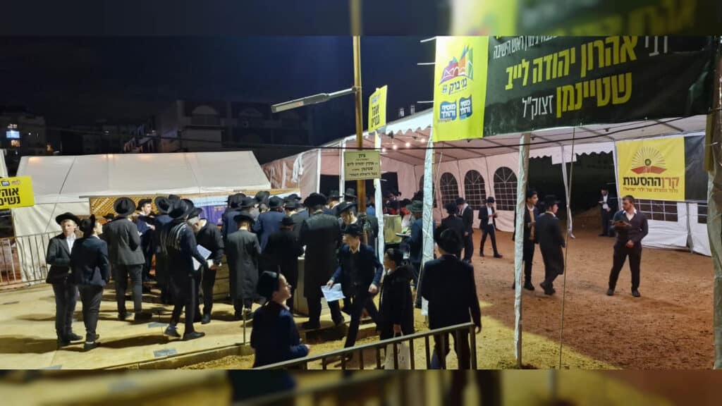 המונים החלו לפקוד את ציונו של מרן הגראי"ל שטיינמן זצוק"ל