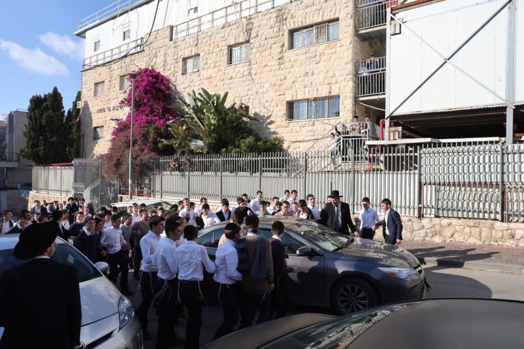 "בדורנו הגזירה חמורה ממה שהיתה ביוון"