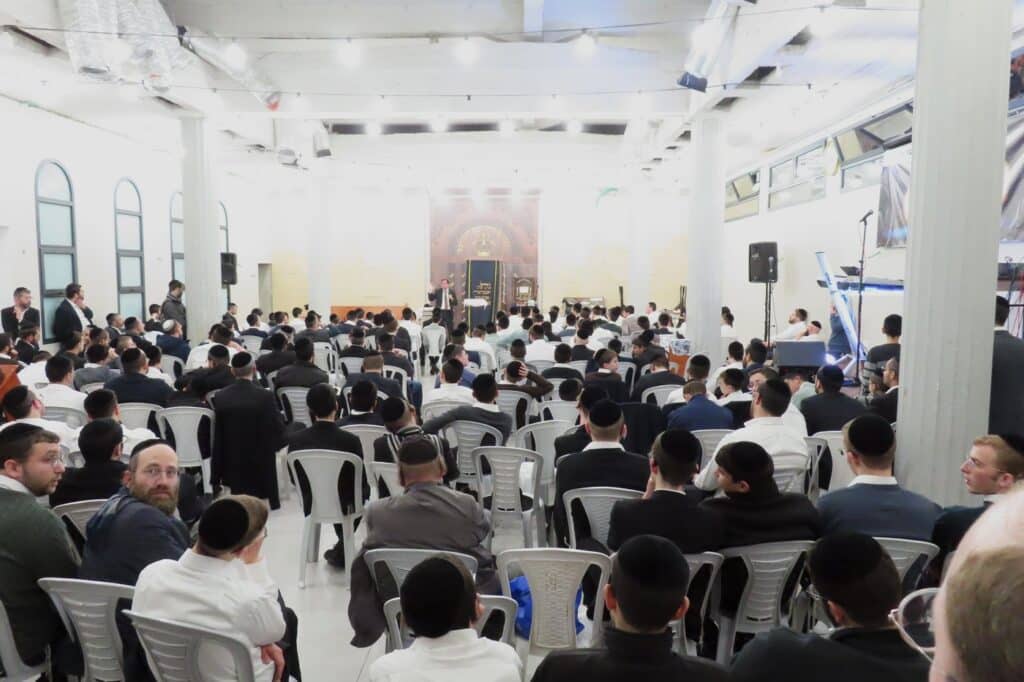 בני הישיבות בחיפה במעמד "להודות ולהלל" שע"י האיגוד