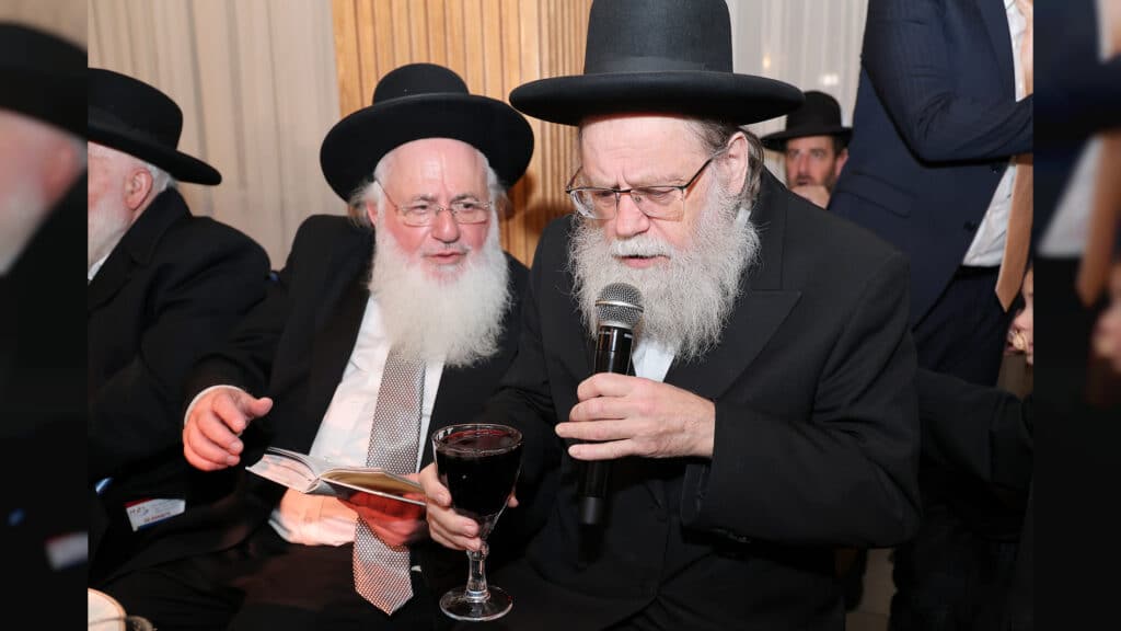 גלריה: רב קהילת חניכי הישיבות באלעד השיא את בנו