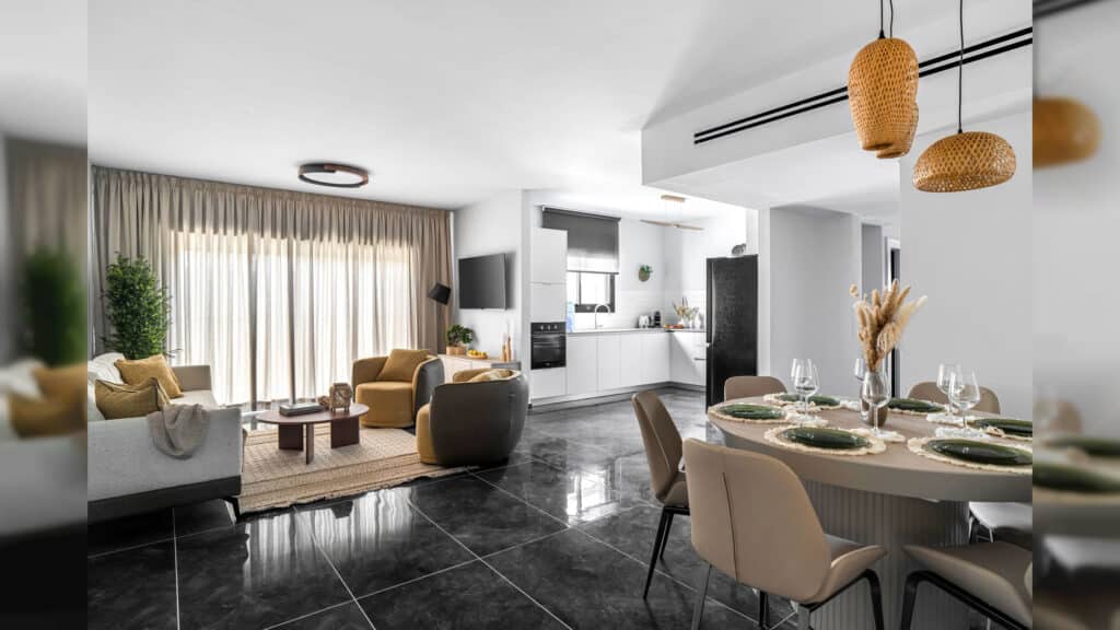 מלון דירות חדש, עיצוב מודרני מוקפד וחזון מרגש: הכירו את "כוכב רמון" – המקום שבו החופשה שלכם מממנת חסד