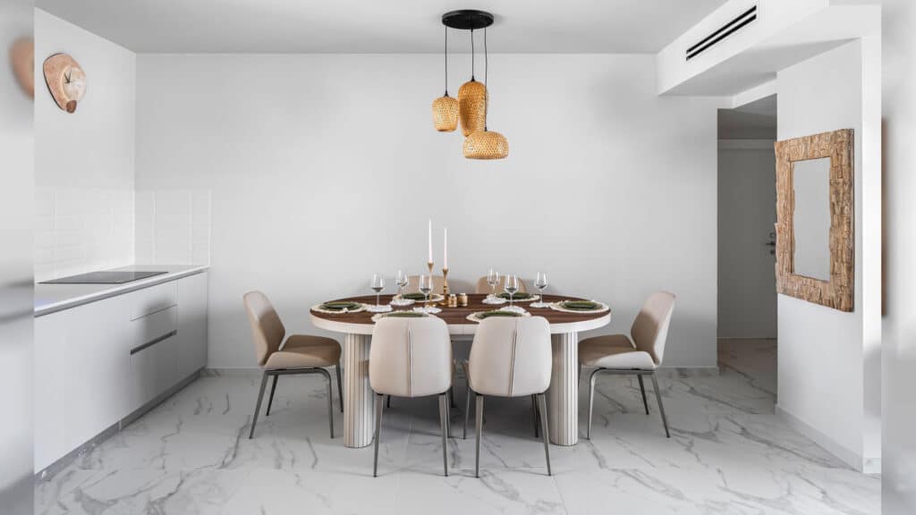 במלון אחד במצפה רמון מתקיימים זה לצד זה אירוח תיירותי והפוגה למשפחות