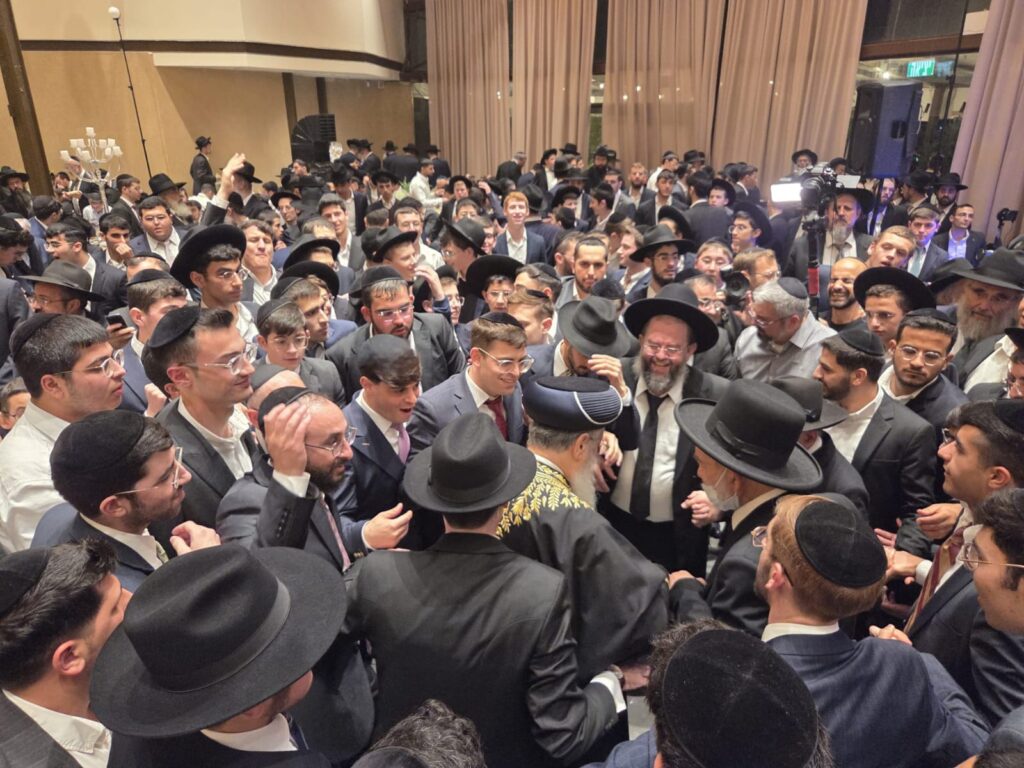 גלריה: שמחת נישואי נכדו של הגה״צ רבי יצחק כהן