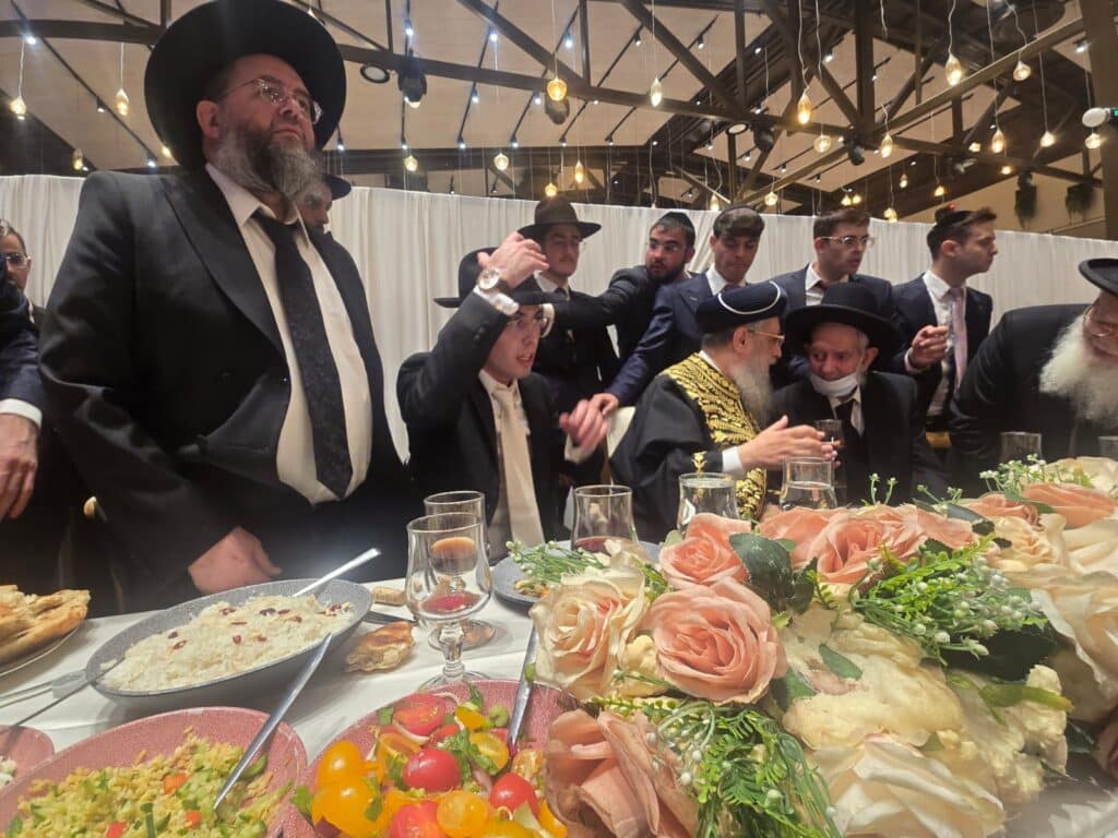 גלריה: שמחת נישואי נכדו של הגה״צ רבי יצחק כהן