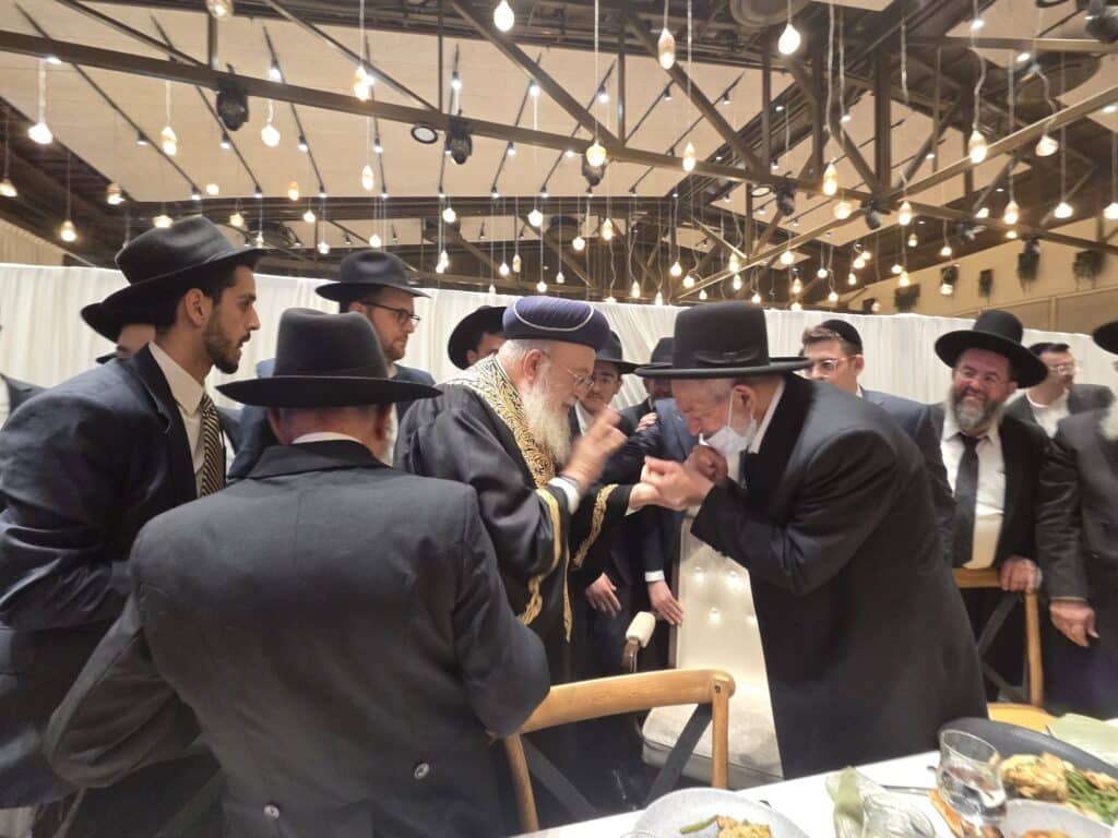 גלריה: שמחת נישואי נכדו של הגה״צ רבי יצחק כהן