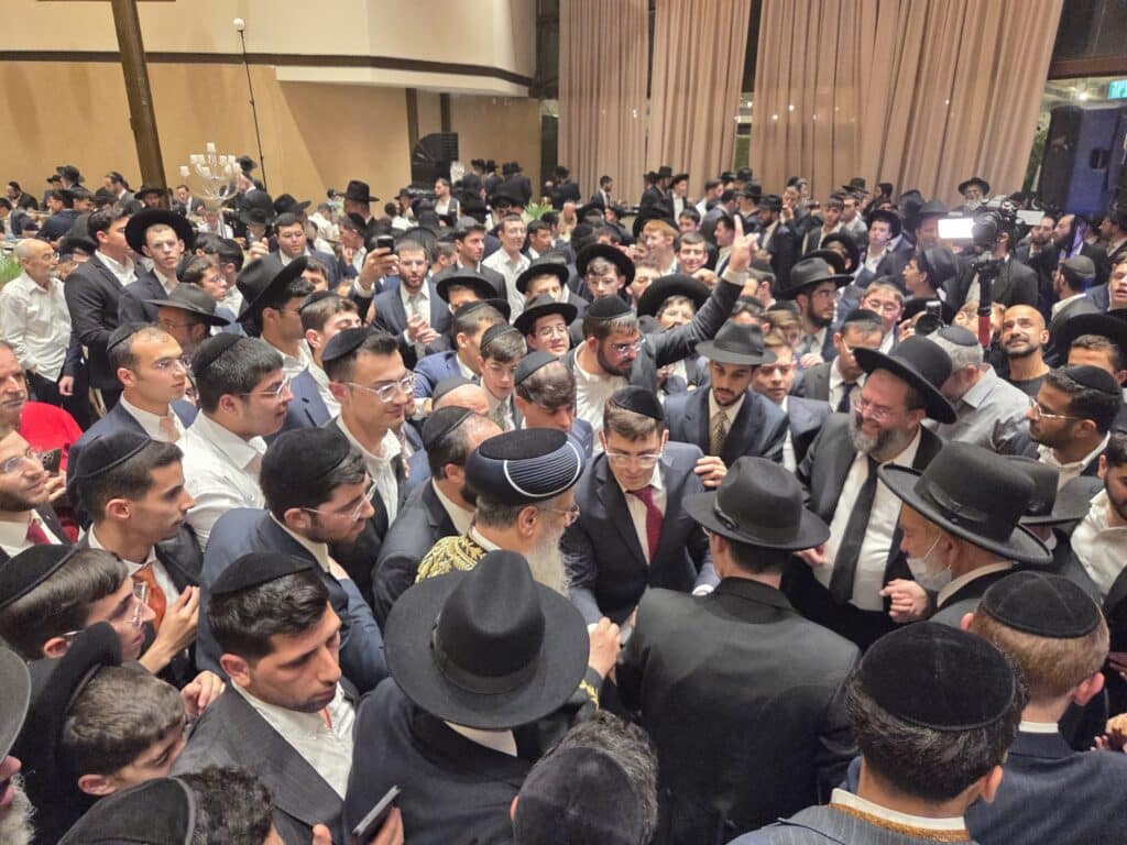 גלריה: שמחת נישואי נכדו של הגה״צ רבי יצחק כהן