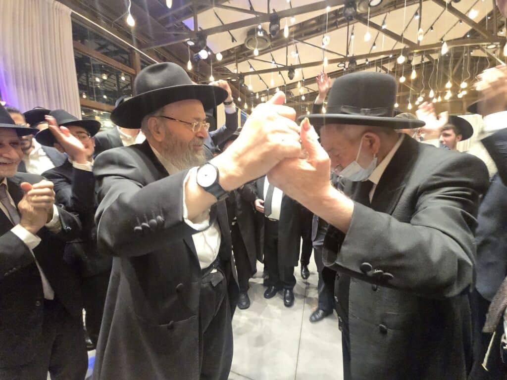 גלריה: שמחת נישואי נכדו של הגה״צ רבי יצחק כהן