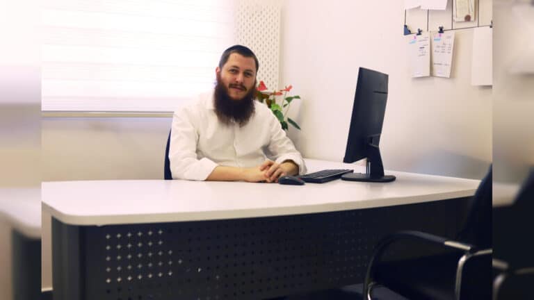 כמה מהלקוחות שלכם רודפים אחריכם? מודל השיווק המוביל ב 2026 