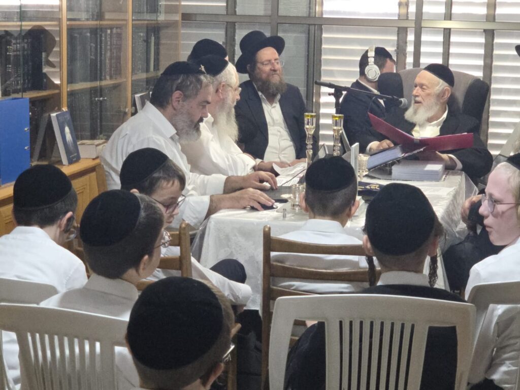 "השלטונות רוצים להשכיחם תורתך - בפועל מתחזקים יותר בתורה"