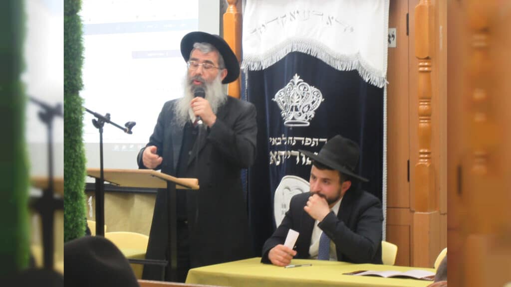 עשרות הבחורים עלו לתרץ את קושיית הבית יוסף המפורסמת