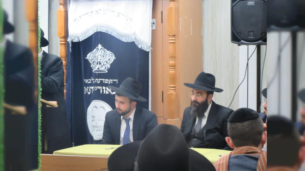 עשרות הבחורים עלו לתרץ את קושיית הבית יוסף המפורסמת