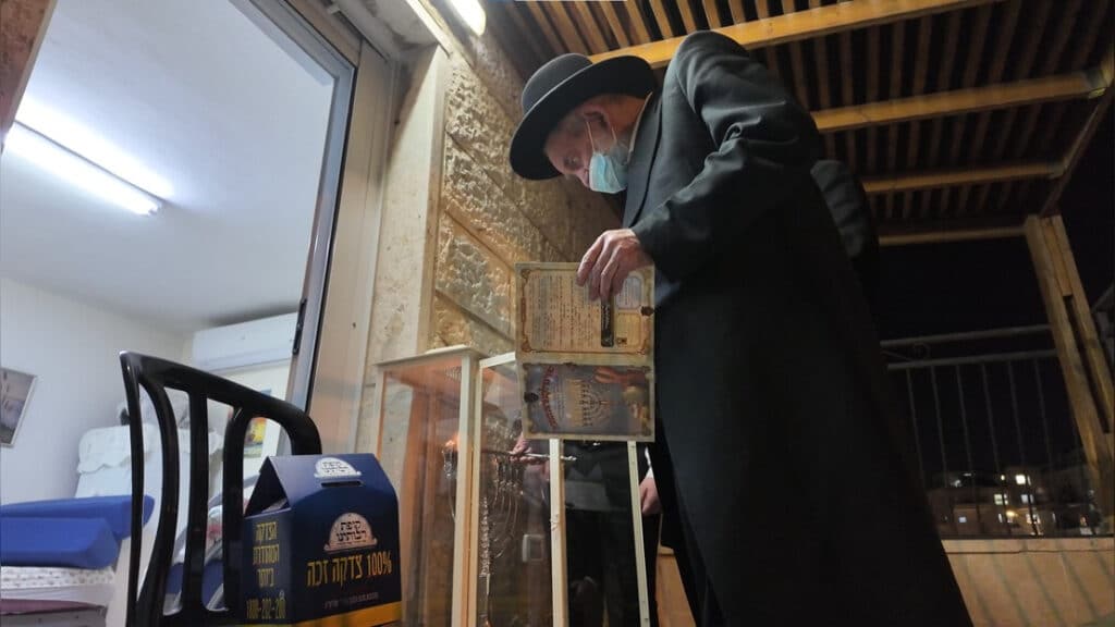 המשב"ק: המשגיח שעזב את הכנס ומנורת הענק שנחנכה