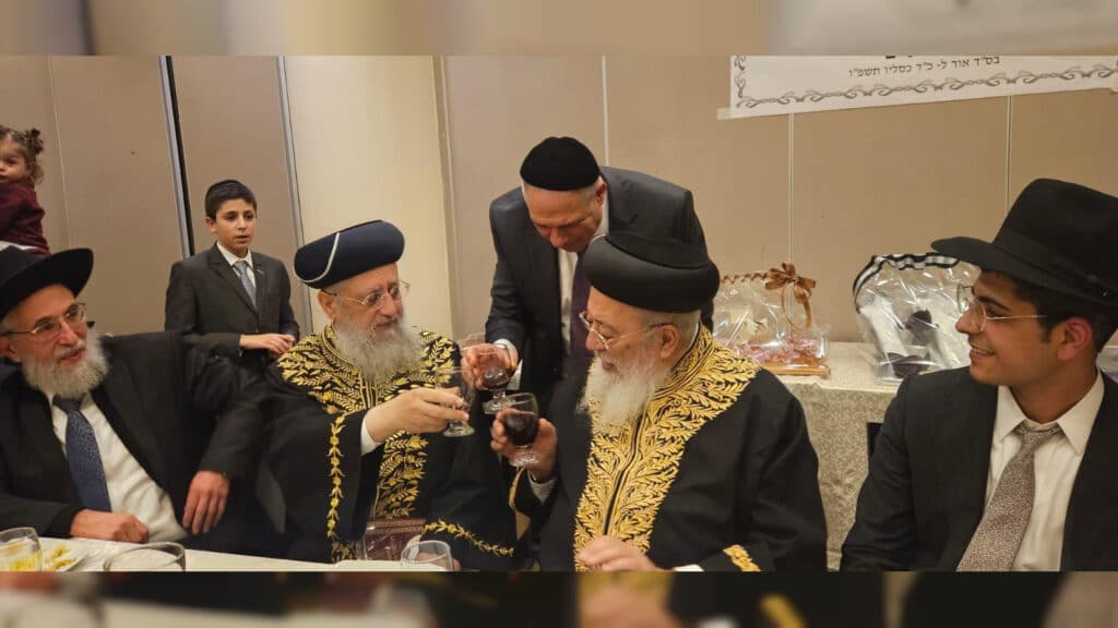 המשב"ק: המשגיח שעזב את הכנס ומנורת הענק שנחנכה