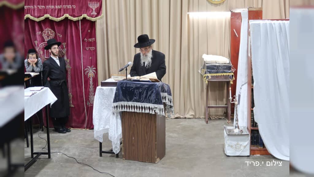 המשב"ק: המשגיח שעזב את הכנס ומנורת הענק שנחנכה