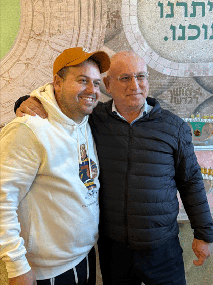 הכשרה חברה לביטוח, במיזם ענק לחנוכה – מארחת  באילת, 450 יתומי ואלמנות המלחמה 