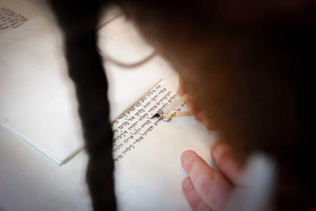 גלריה: הכנסת ספר תורה לבית המדרש סאווראן בירושלים