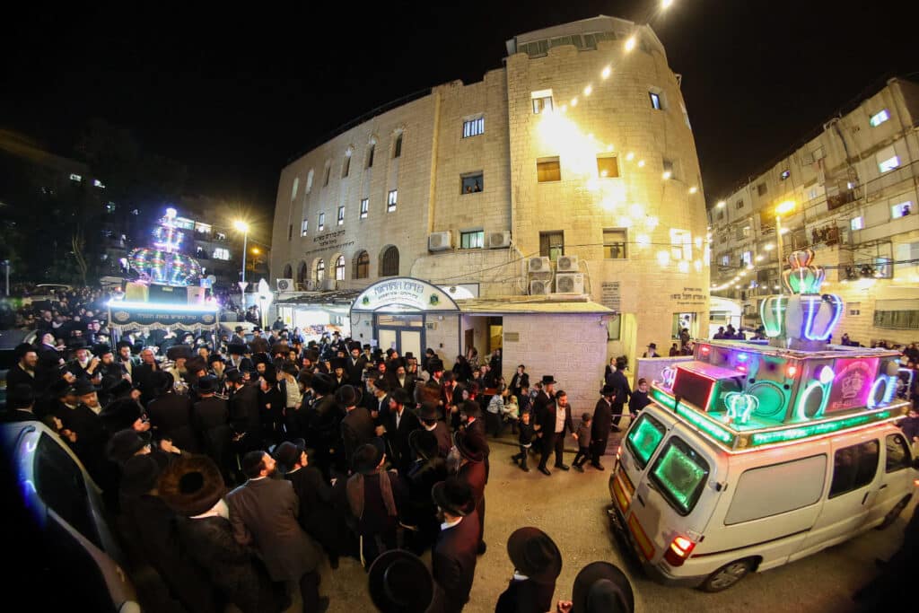 גלריה: הכנסת ספר תורה לבית המדרש סאווראן בירושלים