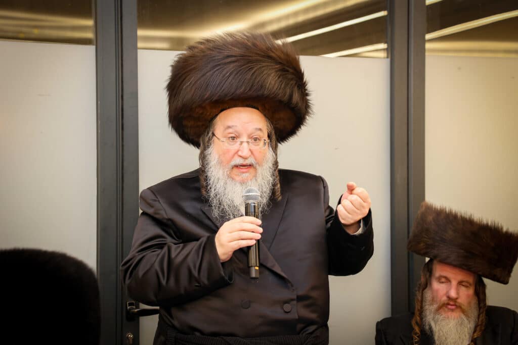 גלריה: הכנסת ספר תורה לבית המדרש סאווראן בירושלים