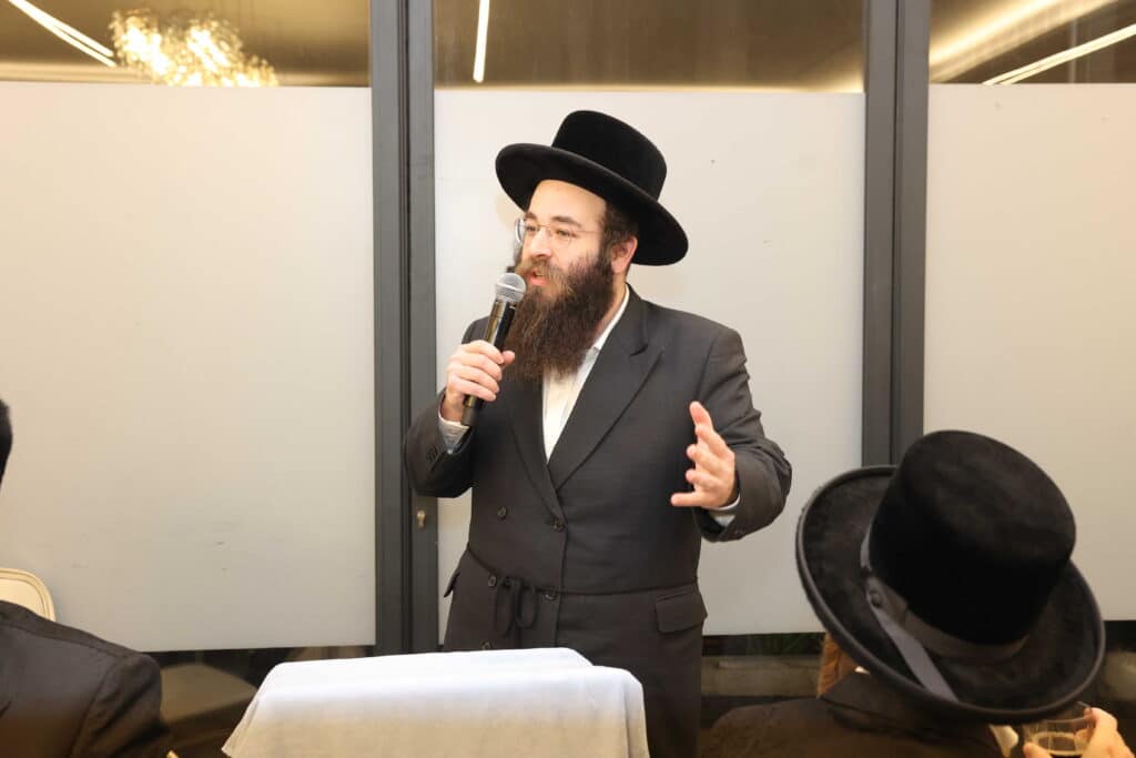 גלריה: הכנסת ספר תורה לבית המדרש סאווראן בירושלים