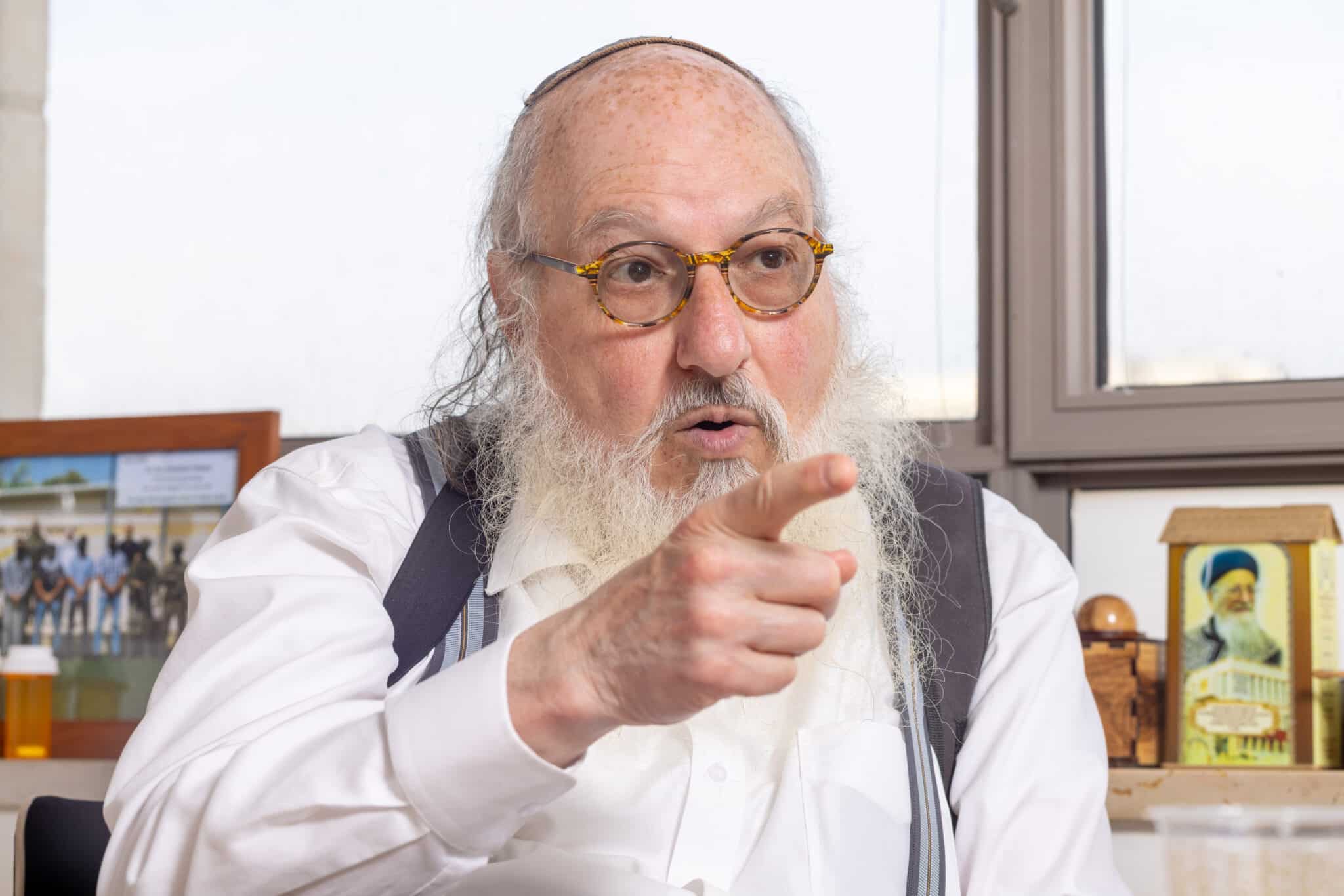 פולארד נכנס לפוליטיקה: זו המפלגה שהביע בה תמיכה