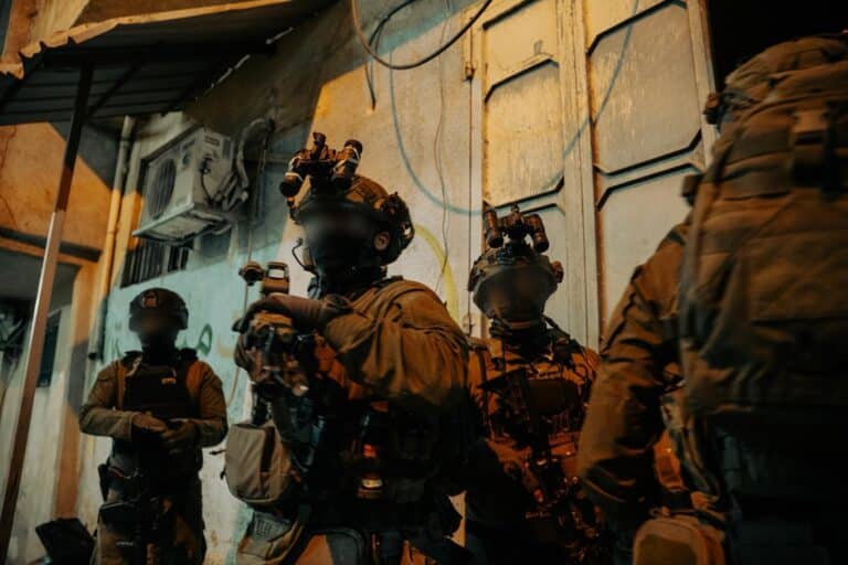 שני לוחמי צה"ל נפצעו במהלך פשיטה בכפר סילוואד