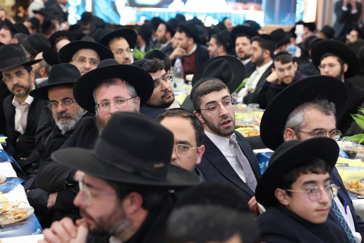 גלריה: מעמד סיום הש"ס המרכזי במוסדות "אורות חיים ומשה"