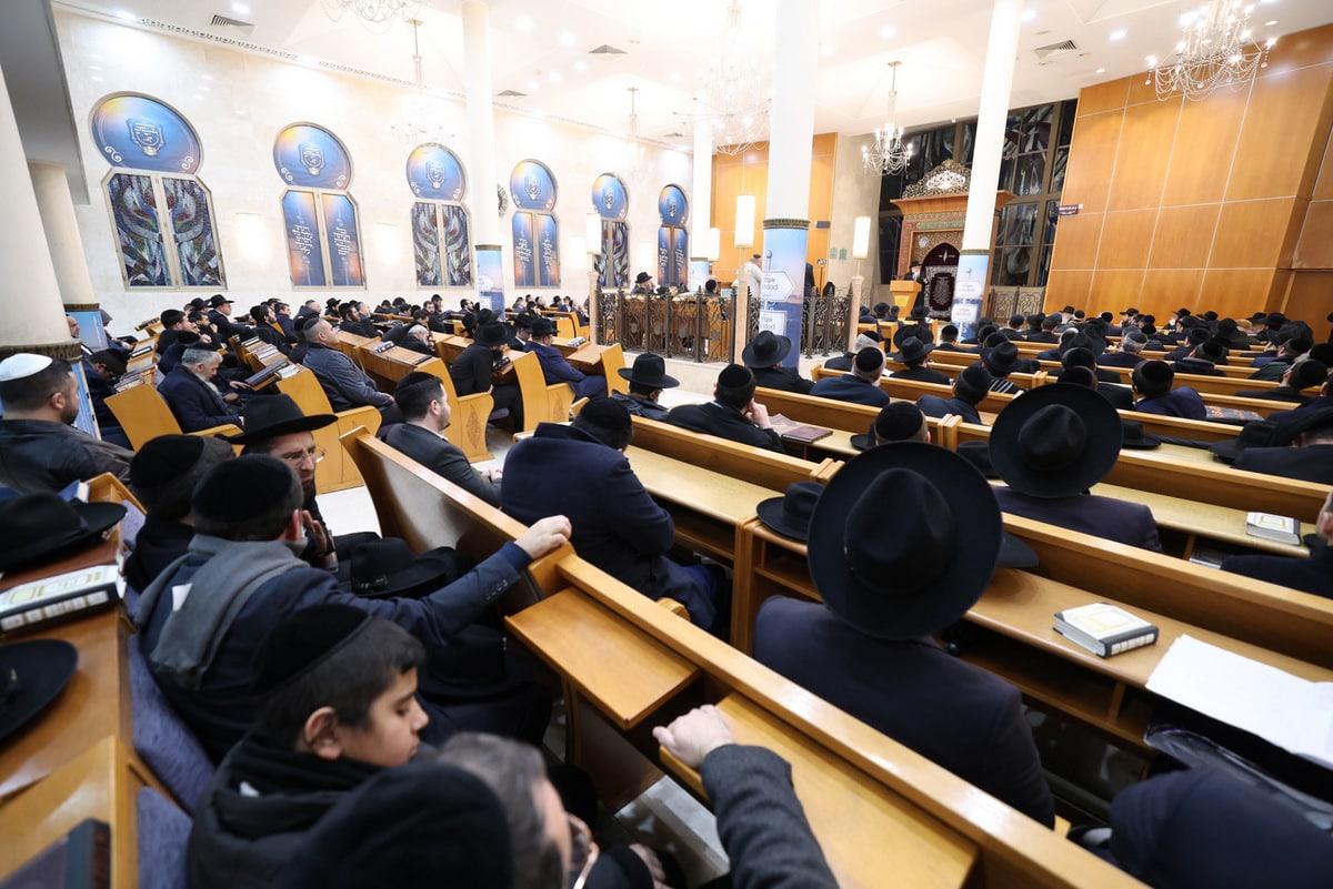 גלריה: מעמד סיום הש"ס המרכזי במוסדות "אורות חיים ומשה"