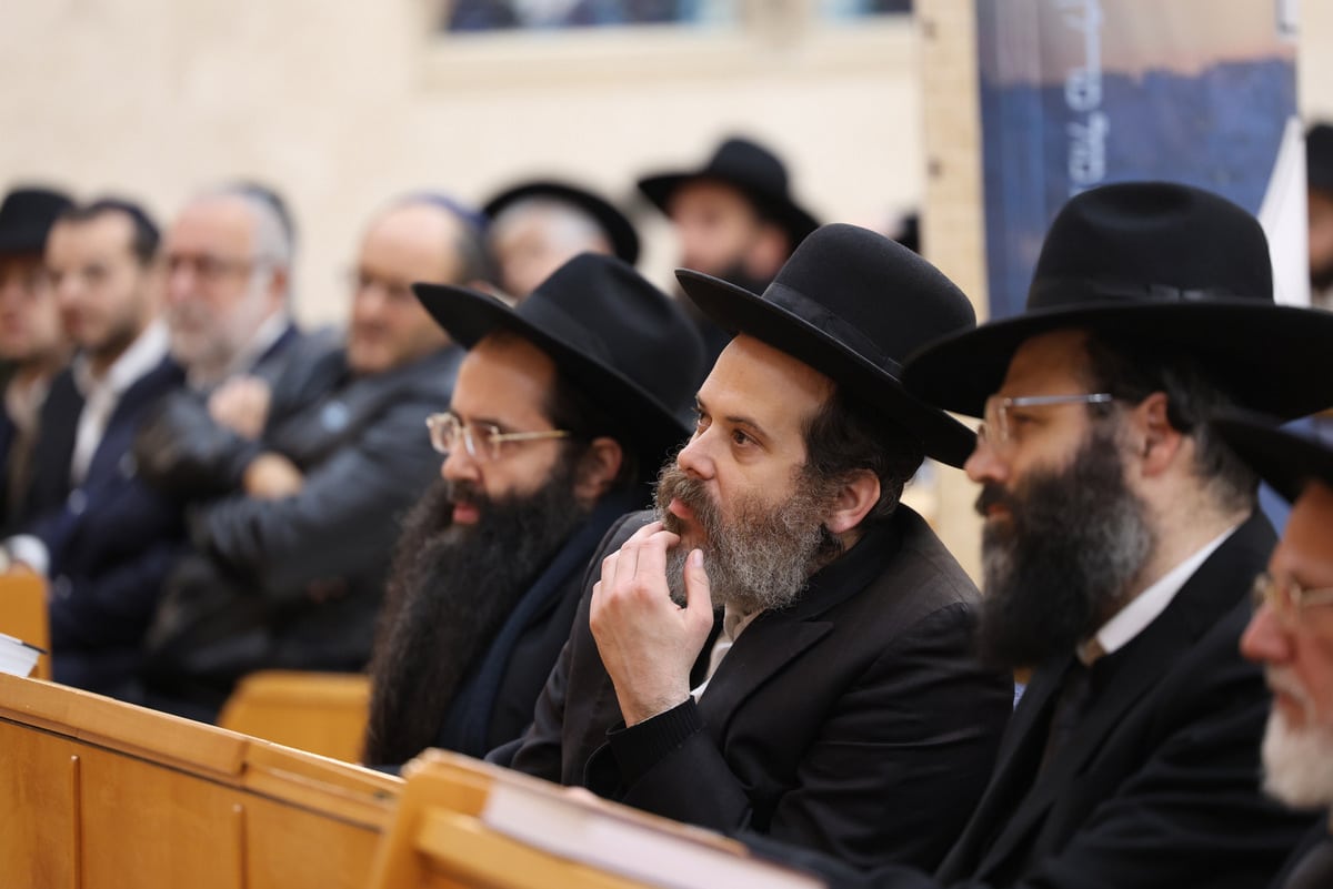 גלריה: מעמד סיום הש"ס המרכזי במוסדות "אורות חיים ומשה"