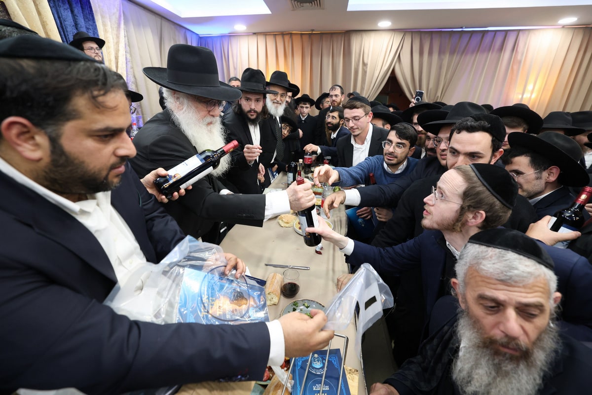 גלריה: מעמד סיום הש"ס המרכזי במוסדות "אורות חיים ומשה"