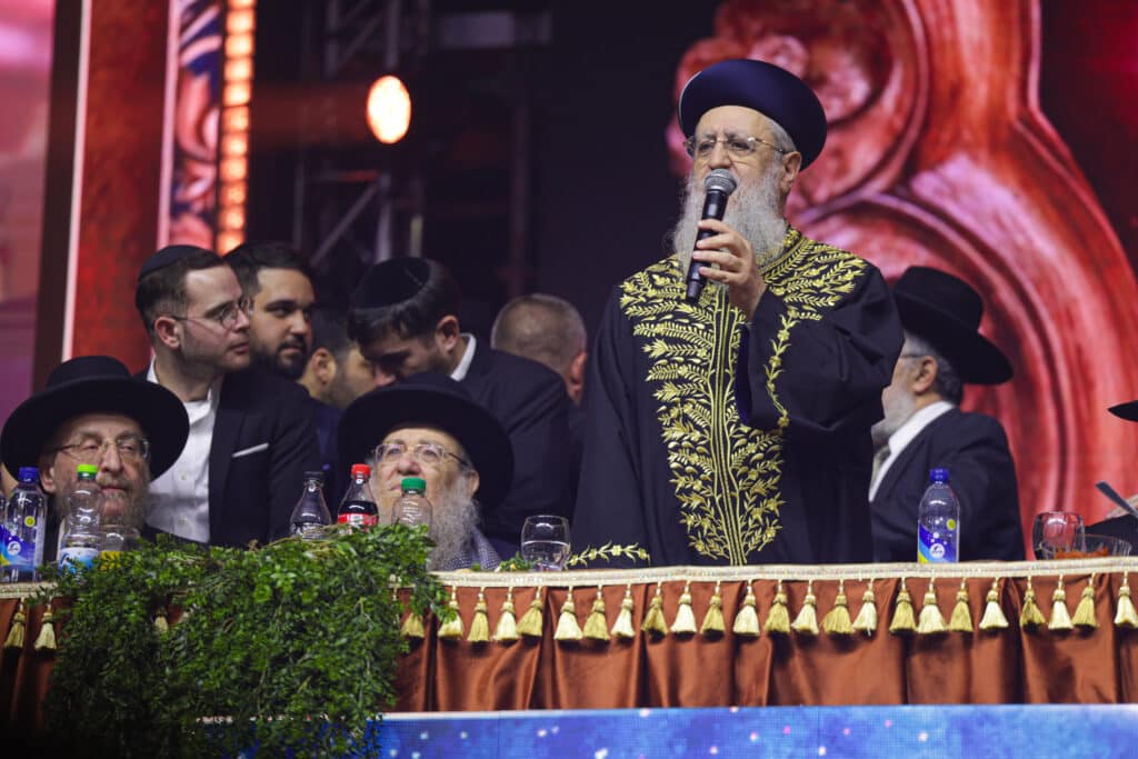 כבוד התורה: למעלה מ-12,000 משתתפים בהילולת כסא רחמים