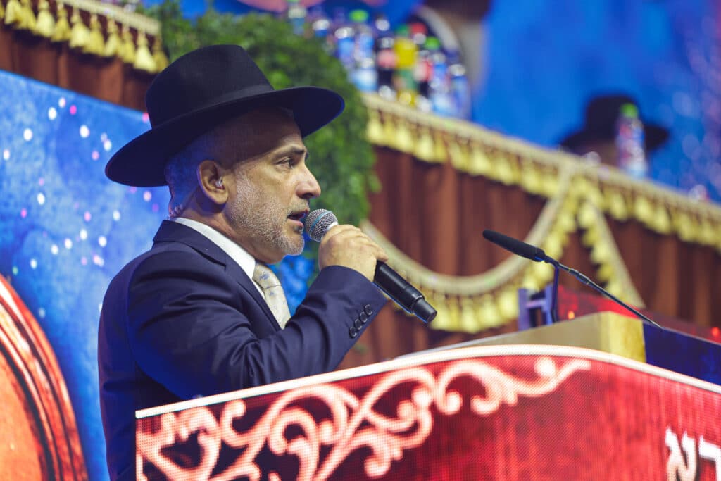 כבוד התורה: למעלה מ-12,000 משתתפים בהילולת כסא רחמים