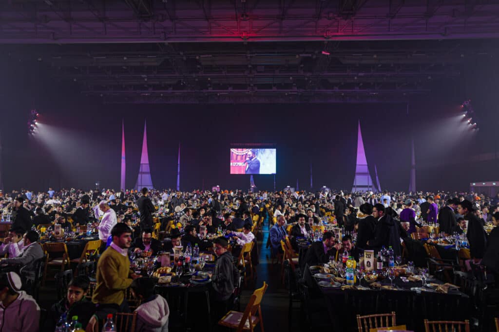 כבוד התורה: למעלה מ-12,000 משתתפים בהילולת כסא רחמים