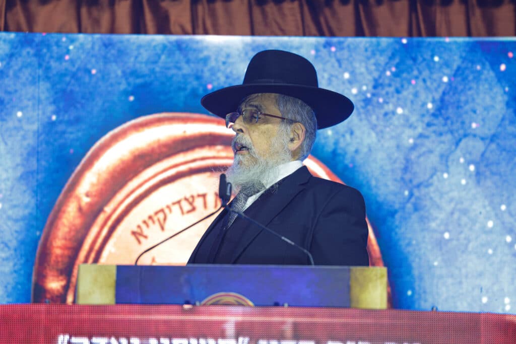 כבוד התורה: למעלה מ-12,000 משתתפים בהילולת כסא רחמים