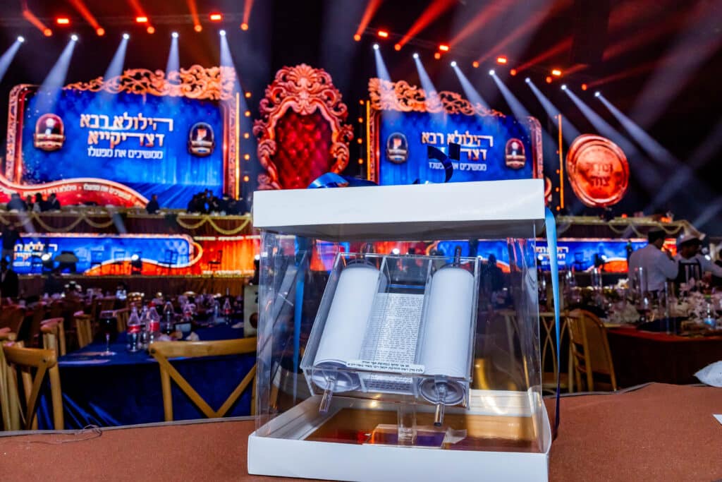 כבוד התורה: למעלה מ-12,000 משתתפים בהילולת כסא רחמים