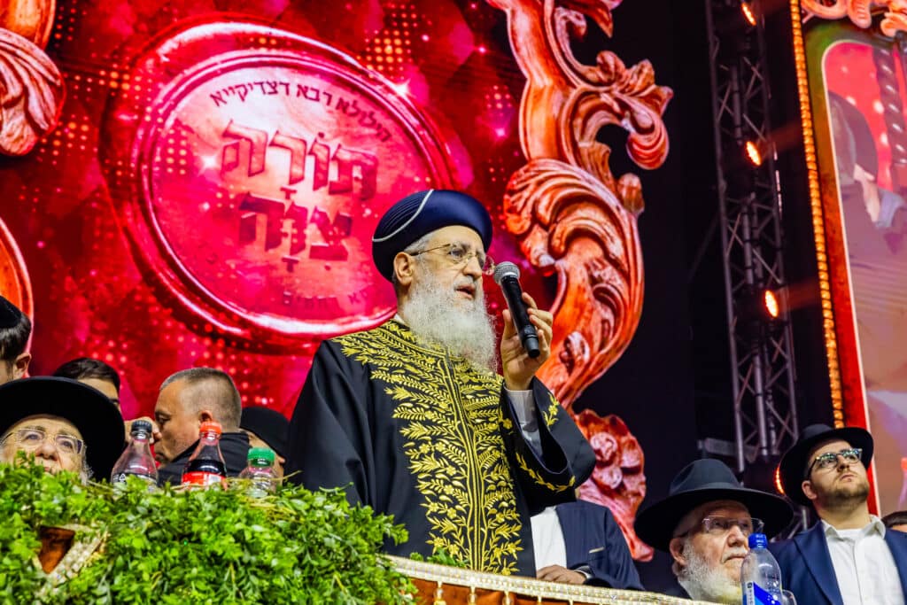 כבוד התורה: למעלה מ-12,000 משתתפים בהילולת כסא רחמים