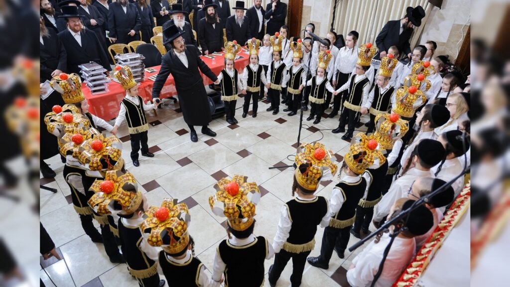 גלריה: בת"ת בעלזא בחיפה חגגו את ה'חומש סעודה'