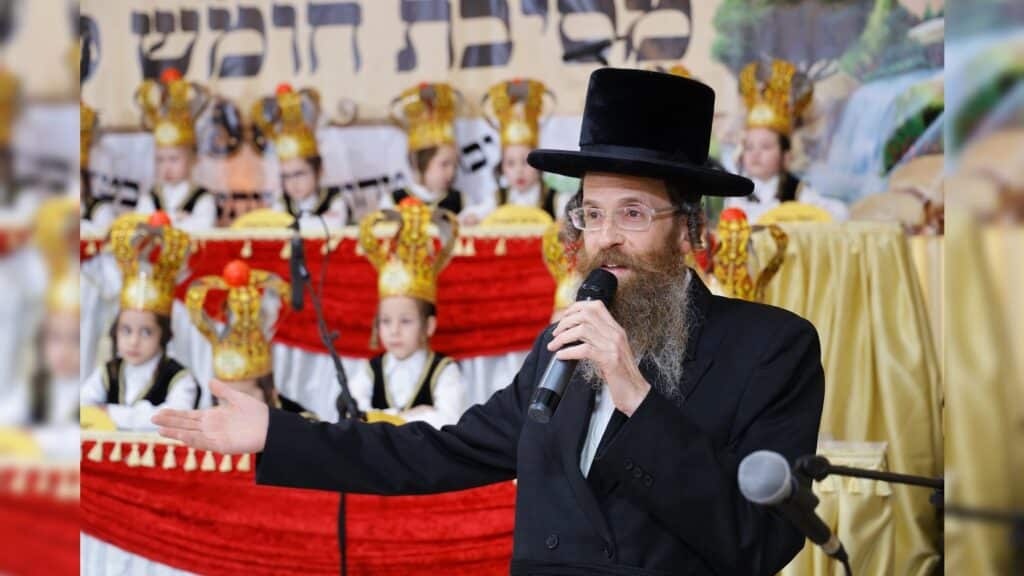 גלריה: בת"ת בעלזא בחיפה חגגו את ה'חומש סעודה'