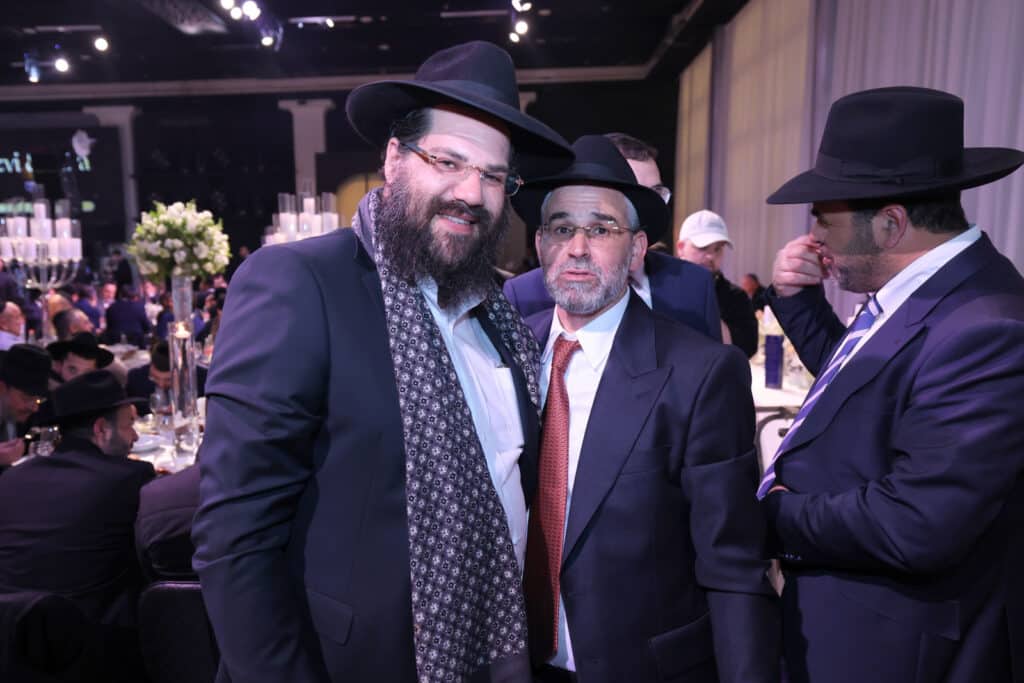 יו"ר המועצה הדתית השיא את בנו: האדמו"ר בירך בחופה