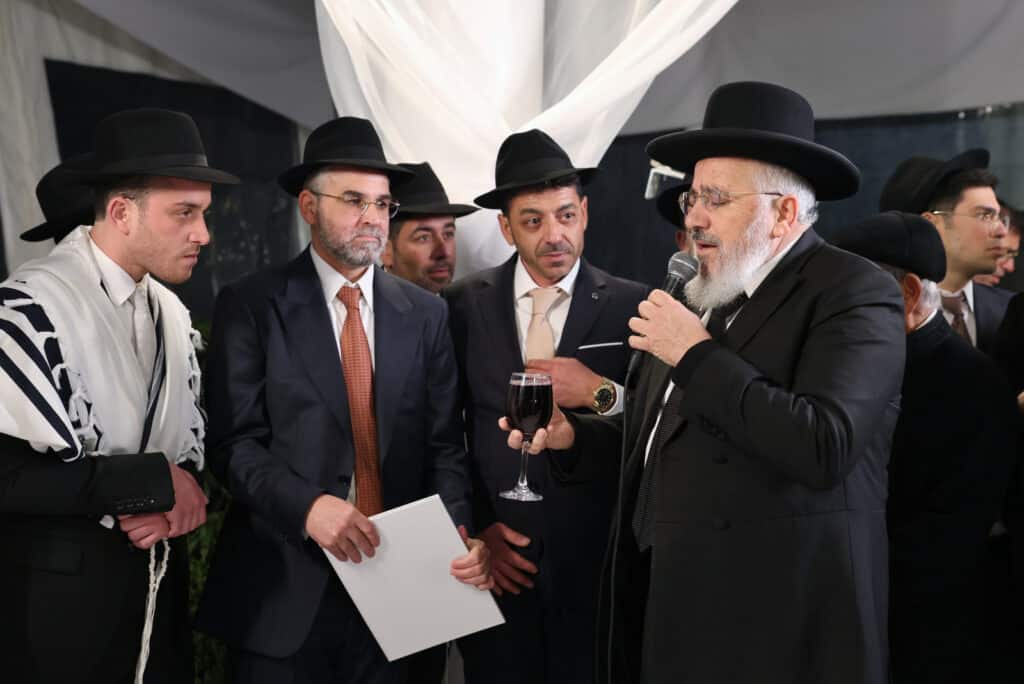 יו"ר המועצה הדתית השיא את בנו: האדמו"ר בירך בחופה