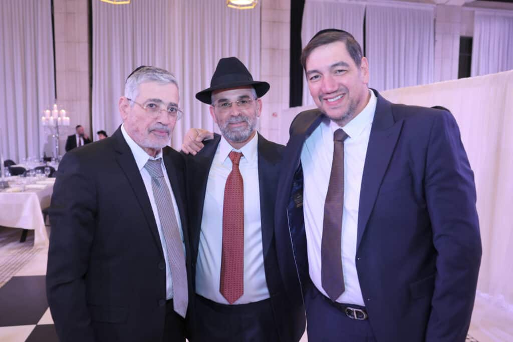 יו"ר המועצה הדתית השיא את בנו: האדמו"ר בירך בחופה