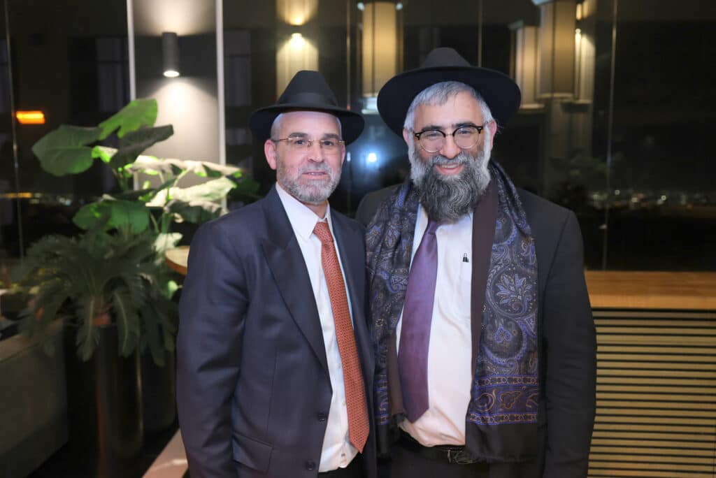 יו"ר המועצה הדתית השיא את בנו: האדמו"ר בירך בחופה