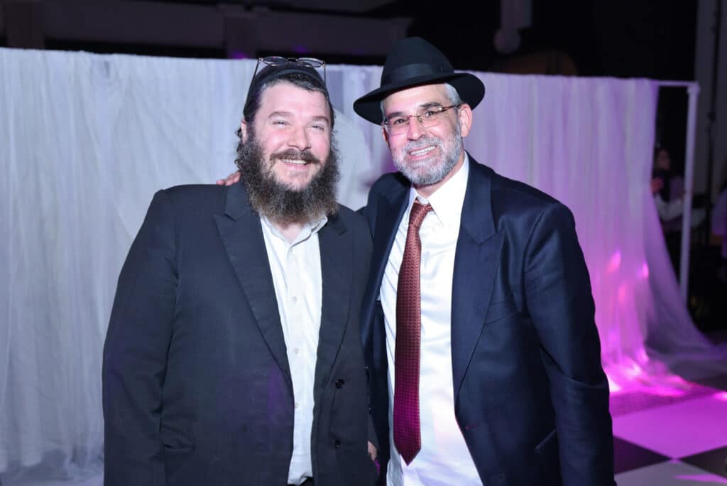 יו"ר המועצה הדתית השיא את בנו: האדמו"ר בירך בחופה