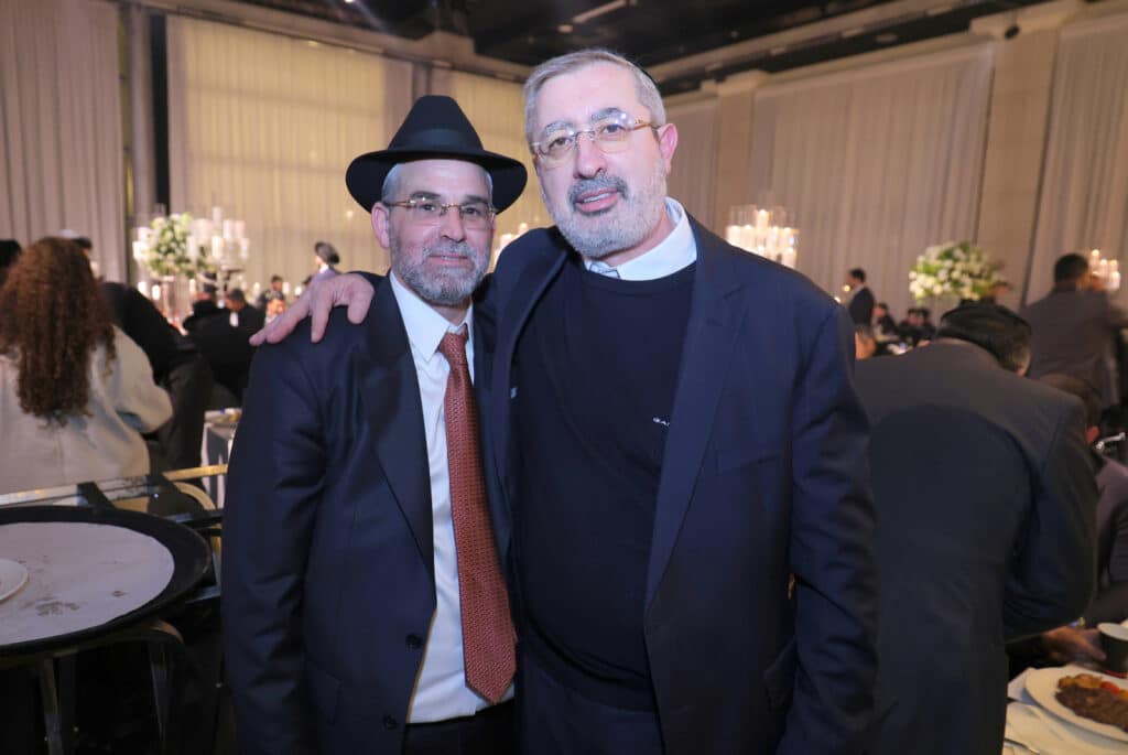 יו"ר המועצה הדתית השיא את בנו: האדמו"ר בירך בחופה