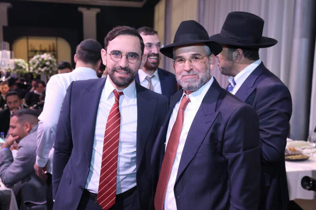 יו"ר המועצה הדתית השיא את בנו: האדמו"ר בירך בחופה