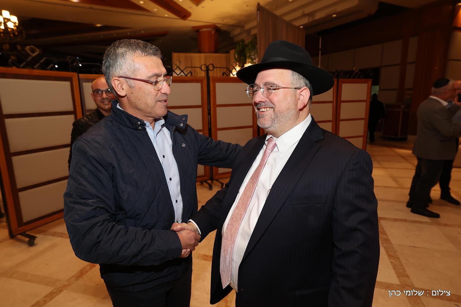 הרב של 'אסם' השיא את בנו - כולם עלו לאחל מזל טוב