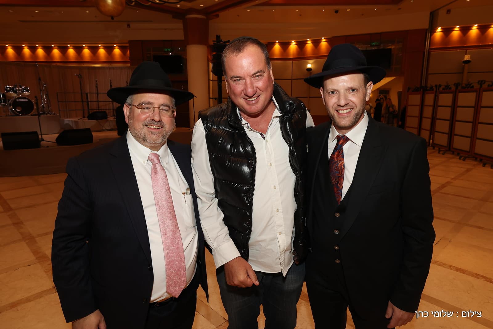 הרב של 'אסם' השיא את בנו - כולם עלו לאחל מזל טוב