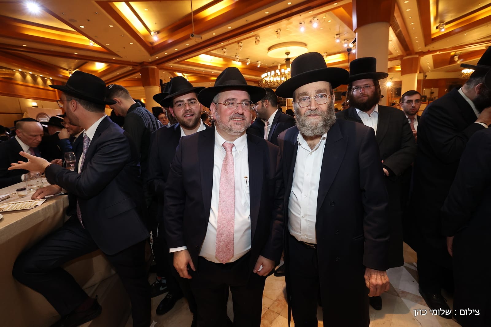 הרב של 'אסם' השיא את בנו - כולם עלו לאחל מזל טוב