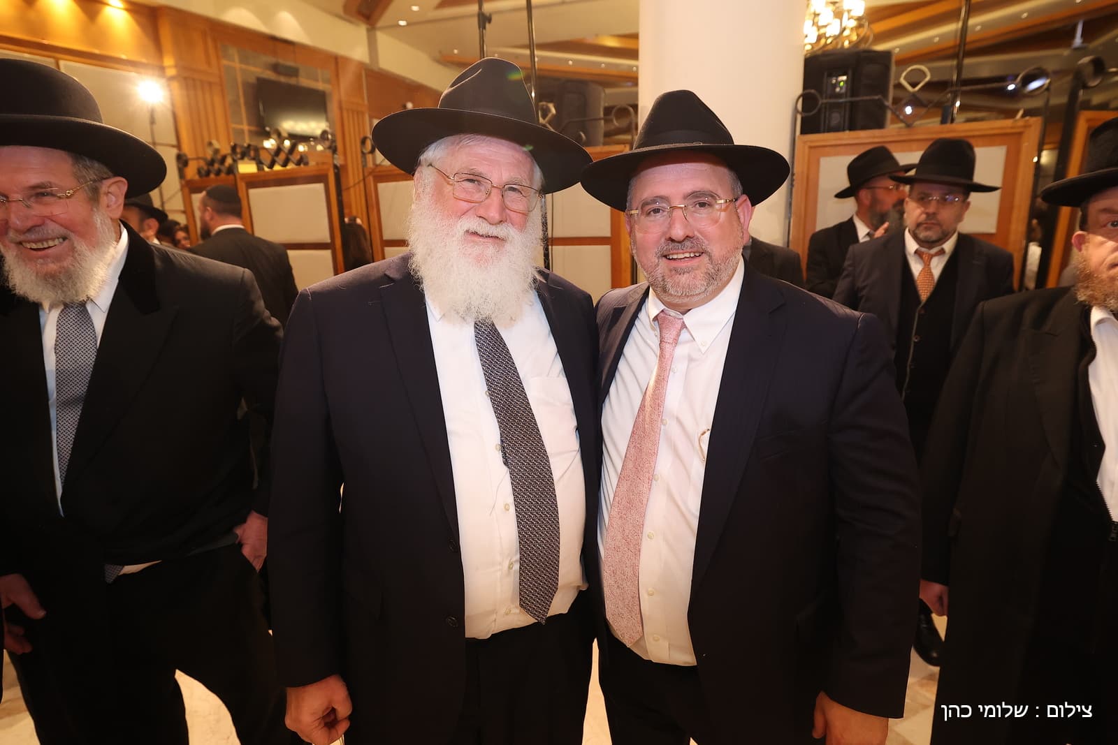 הרב של 'אסם' השיא את בנו - כולם עלו לאחל מזל טוב